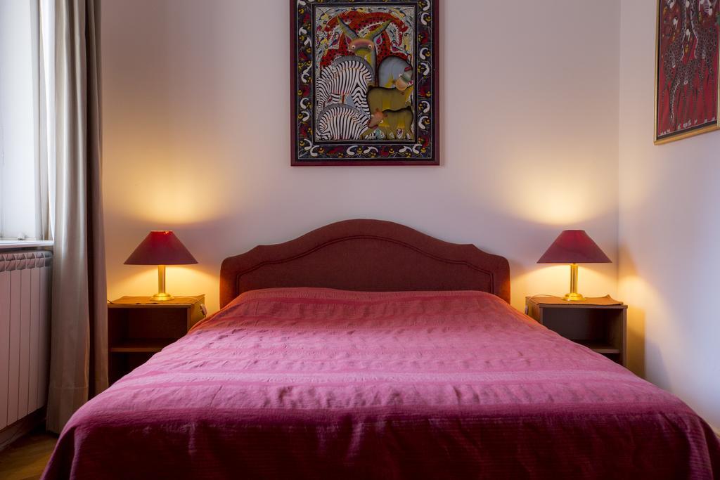 Sun Hostel بلغراد الغرفة الصورة